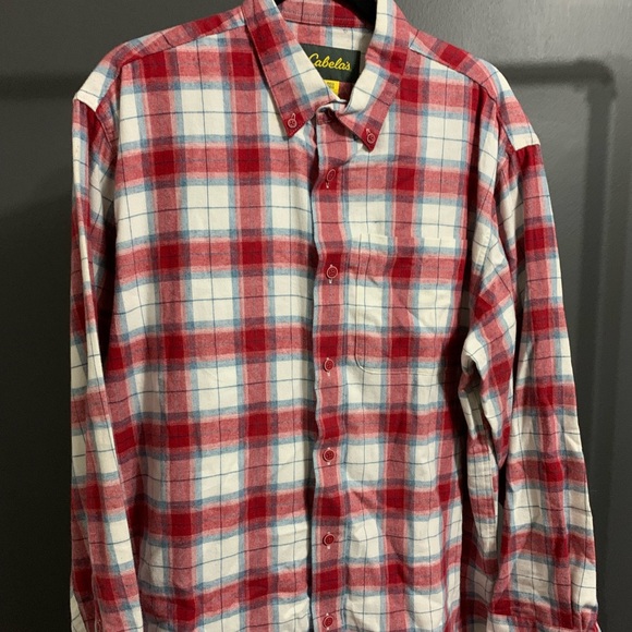 Cabela’’s NWOT Red, Blue, and White Flannel Shirt - Picture 1 of 3